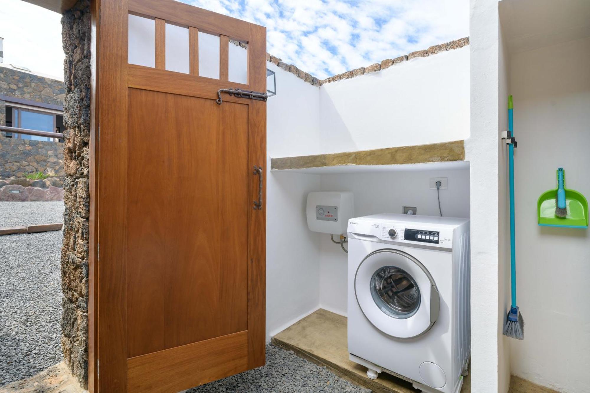 Apartamento Los 4 Nobles 티나조 외부 사진